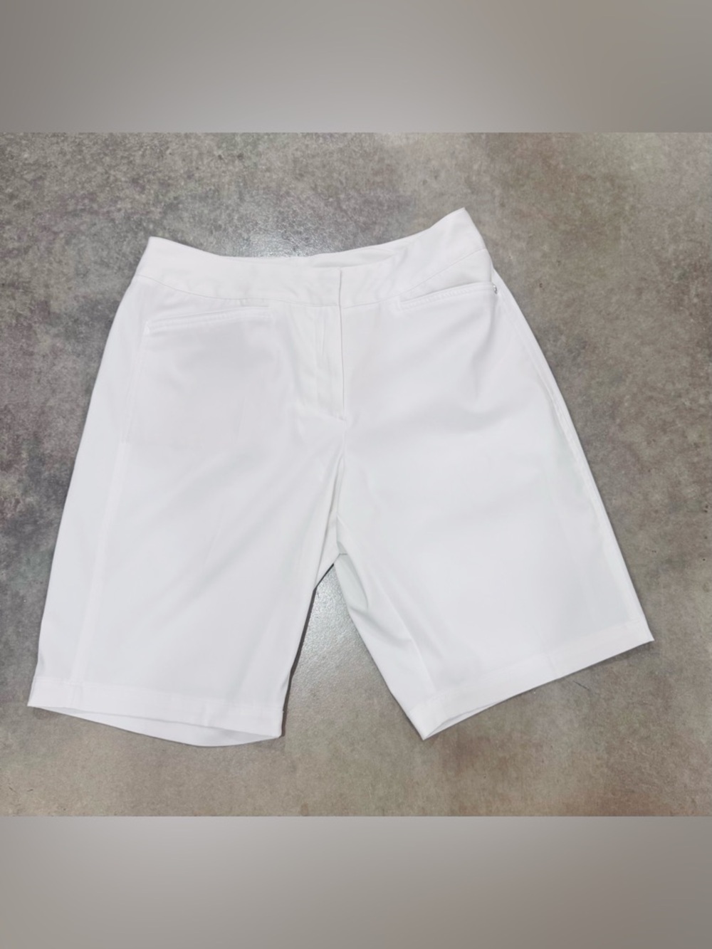 Tail White Bermuda Shorts - Clean Summer Staple